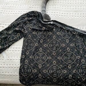 Black and Cream Patterned Top